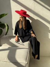 Load image into Gallery viewer, Melns OVERSIZE komplekts