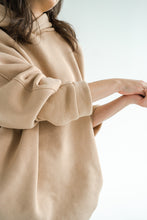 Load image into Gallery viewer, OVERSIZE BRĪVDIENU TĒRPS, BĒŠS