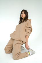 Load image into Gallery viewer, OVERSIZE BRĪVDIENU TĒRPS, BĒŠS