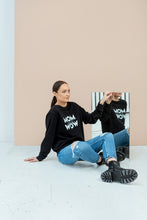 Load image into Gallery viewer, Džemperis MOM, melns