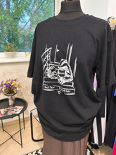 Load image into Gallery viewer, UNISEX oversize Āpsis&amp;Ezis
